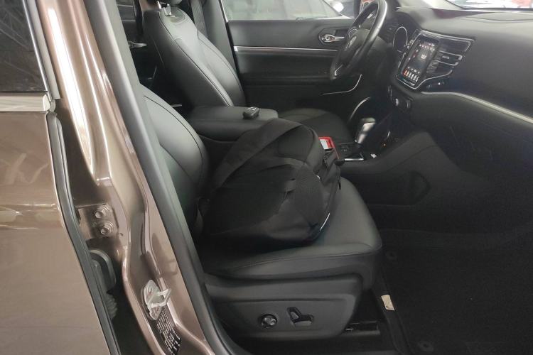 Used Jeep Grand Commander 2018 2.0T Four-Wheel Drive Enjoyment Version China V
