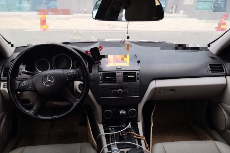 Used Mercedes-Benz C-Class 2010 C 180K Classic model

