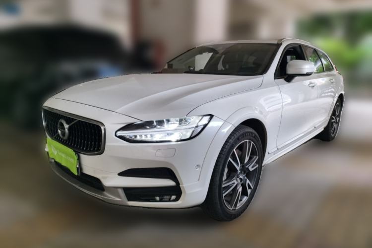Used Volvo V90 2017 Cross Country T5 AWD Prestige Edition