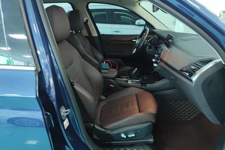 Used BMW X3 2020 xDrive28i Luxury Package Right Front Seat