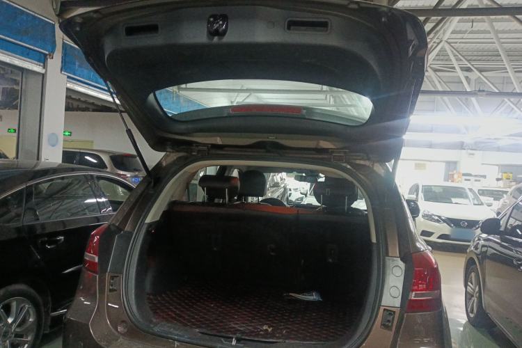 Used Haval H2 2017 Red-Label 1.5T Automatic Two-Wheel Drive Luxury Model Trunk