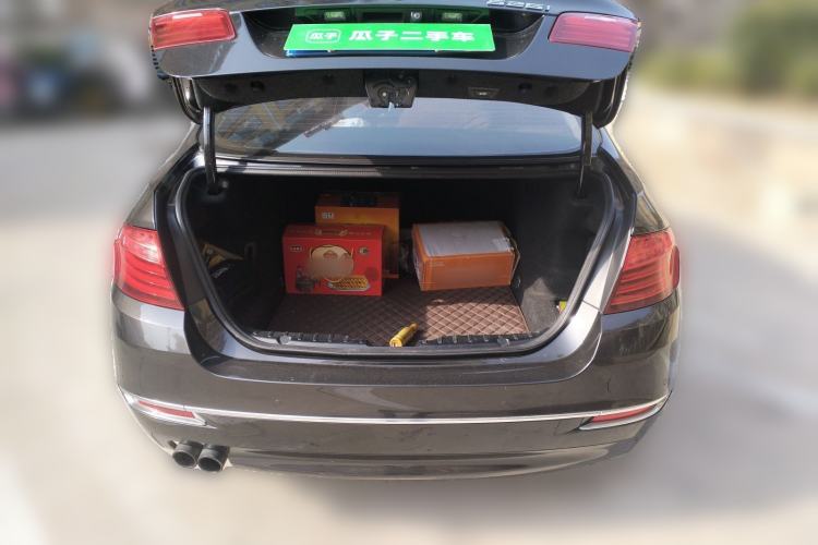 Used BMW 5 Series 2014 525Li Luxury Design Package
