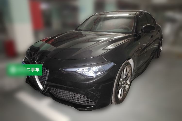 Used Alfa Romeo Giulia 2020 2.0T 280HP Track Edition Limited Release