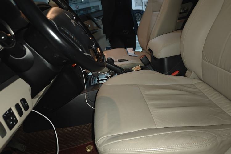 Used Mitsubishi Pajero 