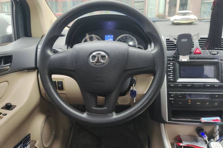 Used BAIC E Series 2013 Sedan 1.5L Manual Lotte Edition