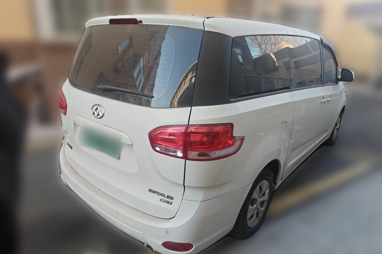 Used SAIC MAXUS G10 2014 2.4L Manual Elite Edition