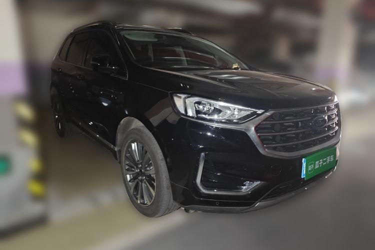 Used Ford Edge 2021 PLUS EcoBoost 245 Two-Wheel-Drive Titanium 7-Seater
