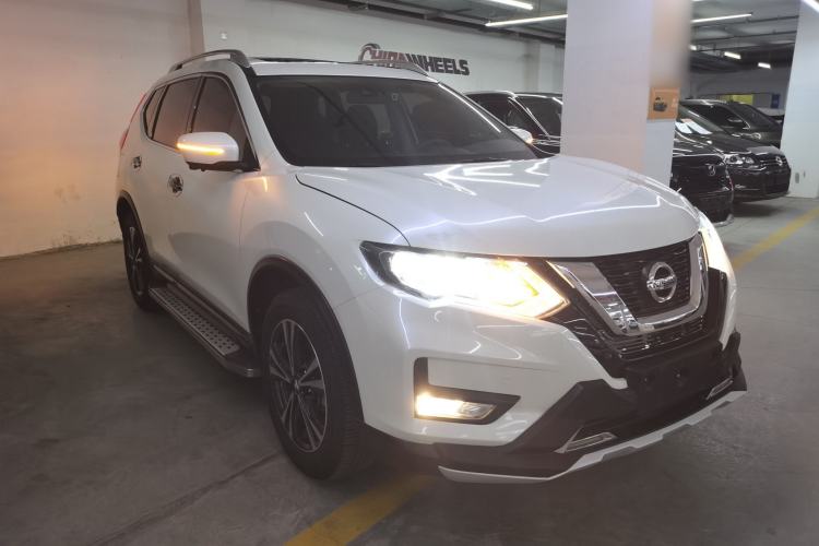 Used Nissan X-Trail 2017 2.5L CVT Luxury Edition 4WD
