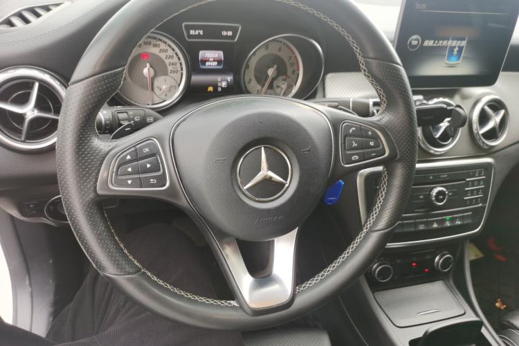 Used Mercedes-Benz GLA 2016 GLA 200 Fashion Model
