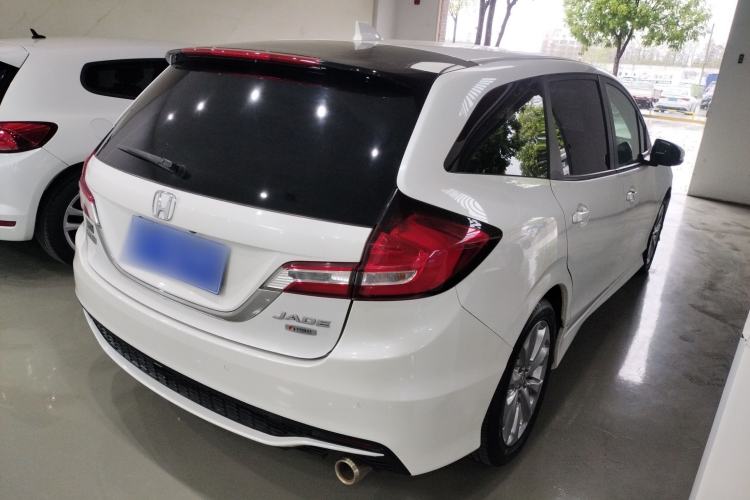 Used Honda Jade 2017 1.8L automatic Comfort version 5 seats