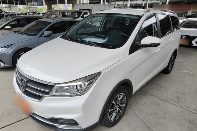 Used Baojun 730 2019 1.5L Manual Fashion Model 7-seater China VI