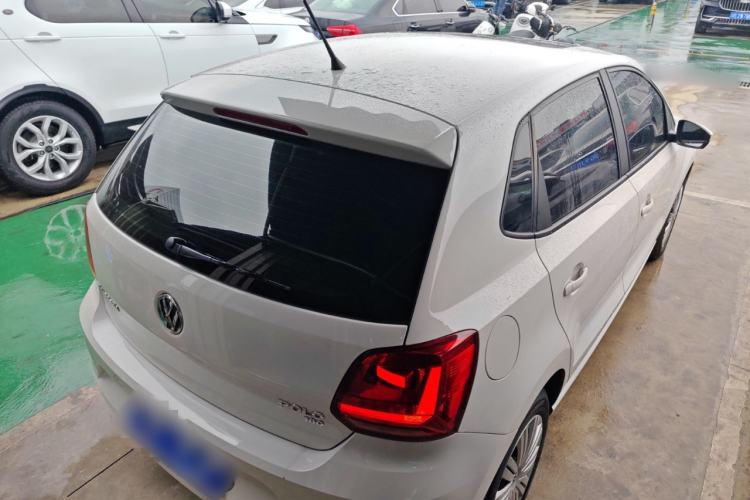 Used Volkswagen Polo 2016 1.6L Automatic Comfort Model
