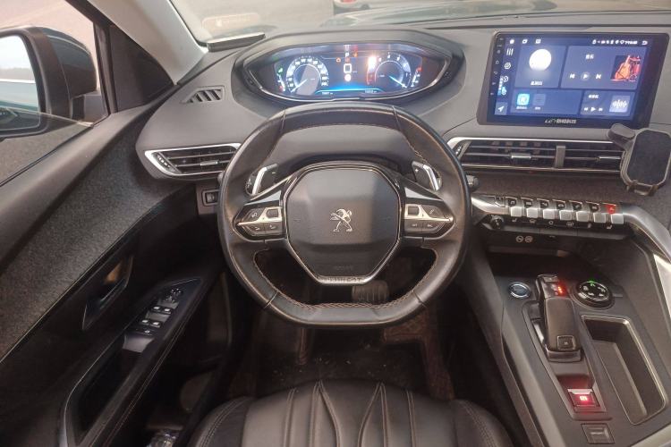 Used Peugeot 5008 2017 380THP 7-Seater Luxury Edition
