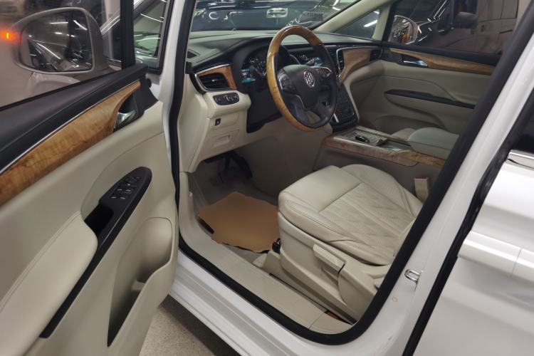 Used Buick GL8 2018 ES 28T Comfort Model China VI Standard
