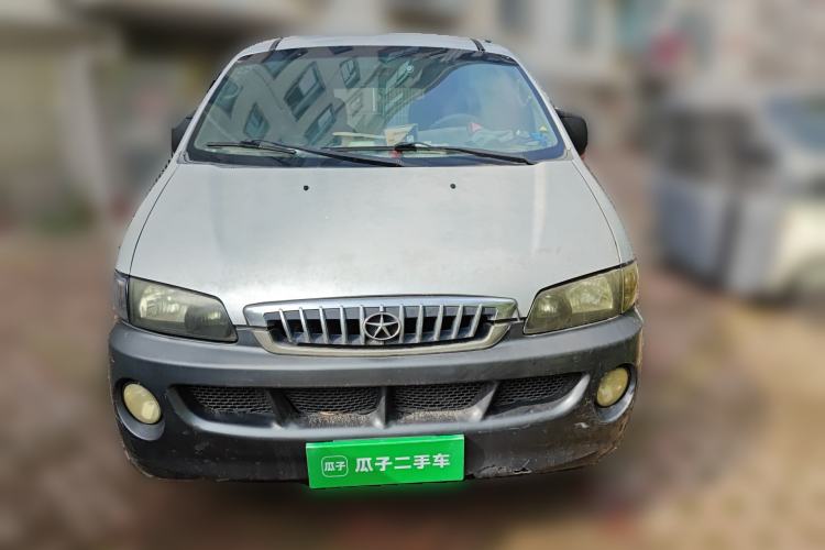 Used JAC Group Refine 2011 2.0L Shuttle Gasoline Standard Edition HFC4GA3 Front