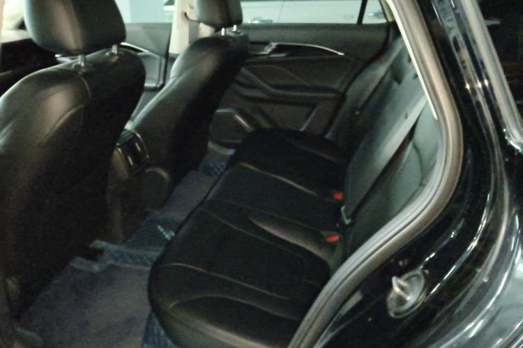 Used Bestune B70 2022 Third Generation 1.5T Automatic Enjoyment Version Left Rear Seat