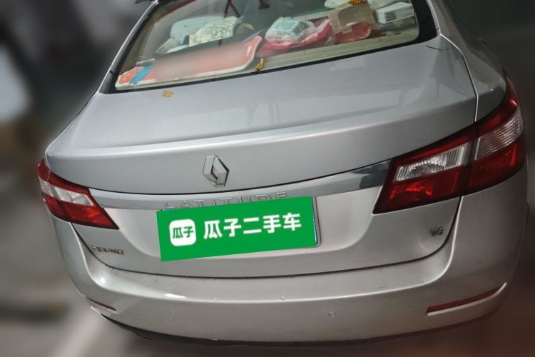 Used Renault Latitude 2011 2.5L Automatic Luxury Navigation Edition