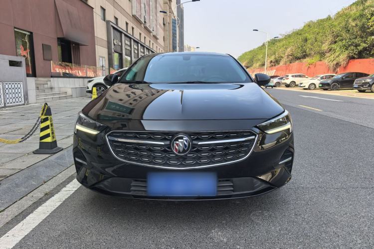 Used Buick Regal 2021 552T Elite Edition Exterior 4