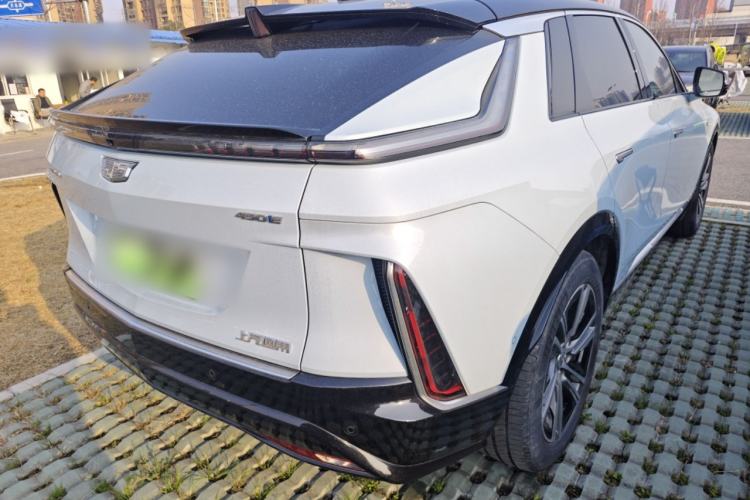 Used Cadillac LYRIQ 2022 Rear-Drive Long-Range Luxury Edition
