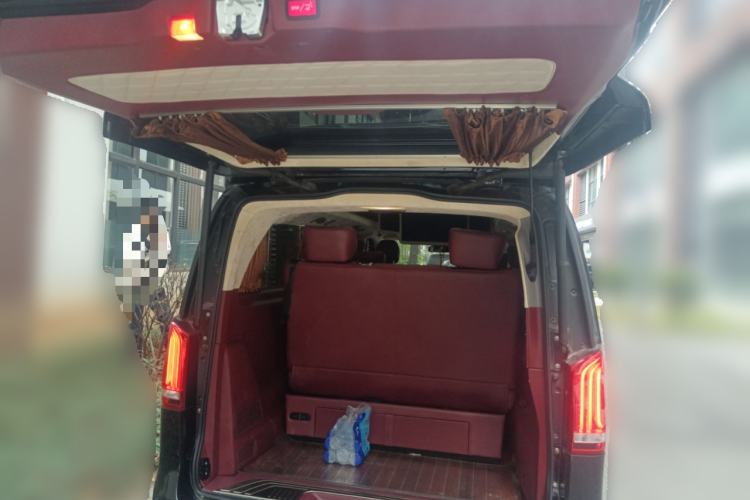 Used Mercedes-Benz V-Class 2018 V 260 L Prestige Extended Version China VI Trunk