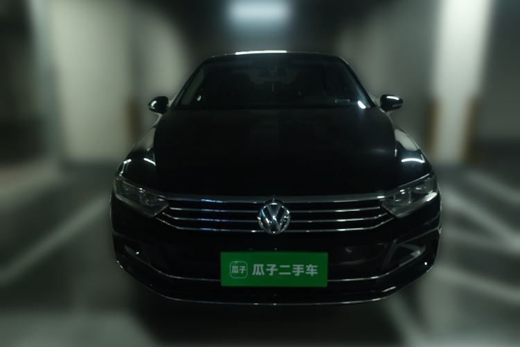 Used Volkswagen Magotan 2019 330TSI DSG Leading Model China VI Standard
