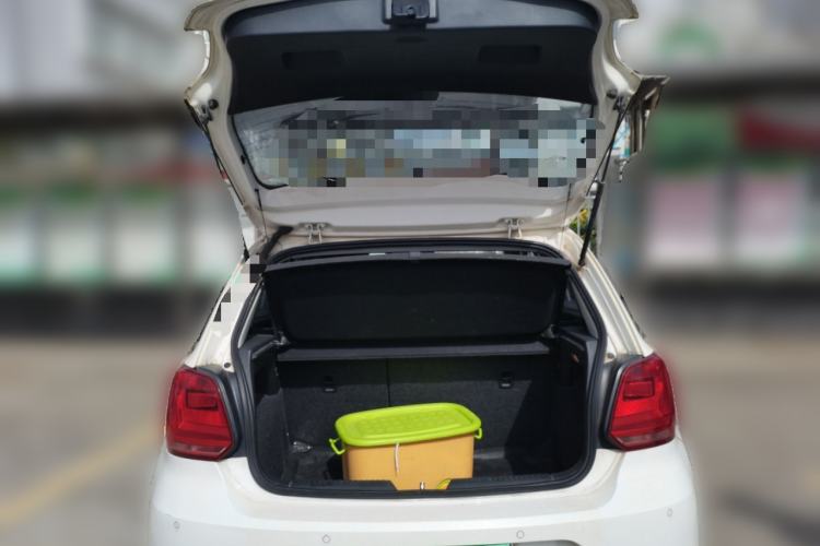 Used Volkswagen Polo 2014 1.6L Automatic Comfort Edition