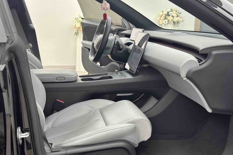 Used Nio ET5T 2024 75kWh Touring Right Front Seat