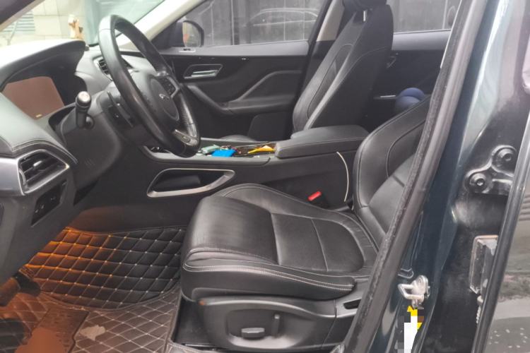 Used Jaguar F-PACE 2016 2.0T Two-Wheel-Drive R-Sport Sport Edition Left Front Seat