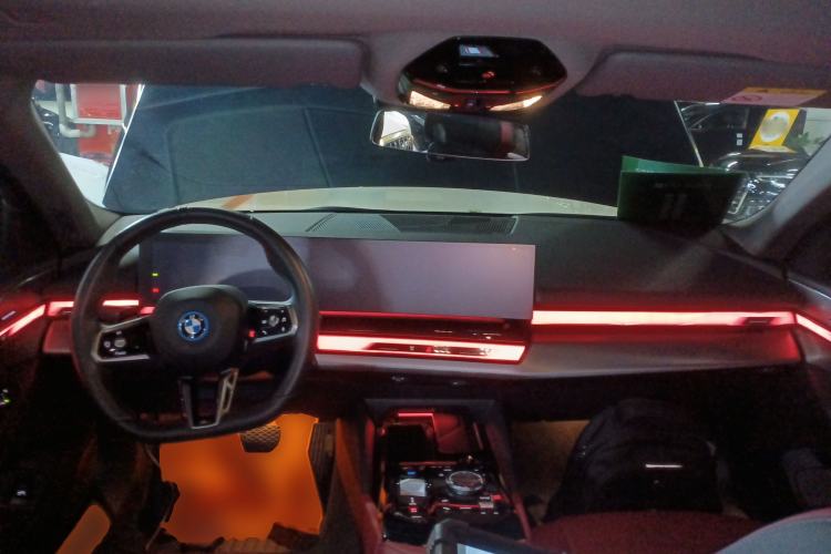 Used BMW i5 2024 eDrive 35L Luxury Model with M Sport Package