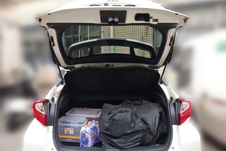 Used Toyota IZOA 2018 2.0L Yichi Edition China V Standard