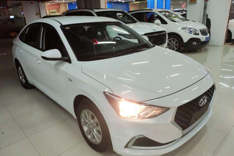 Used Hyundai Celesta 2020 1.6L Automatic GL Enjoyable Edition
