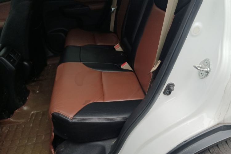 Used Honda CR-V 2015 2.0L two-wheel drive Fashion Edition Left Rear Seat