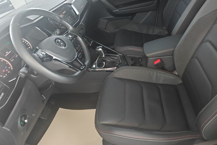 Used Volkswagen Tayron 2020 330TSI Two-Wheel Drive Luxury Smart Connectivity Version
