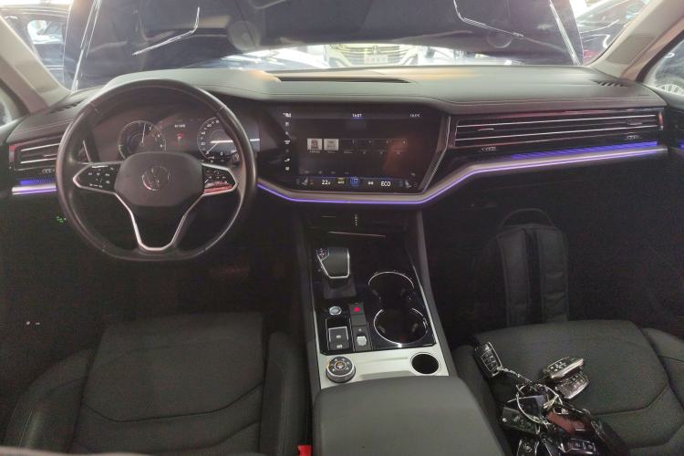 Used Volkswagen Touareg New Energy 2021 eHybrid
