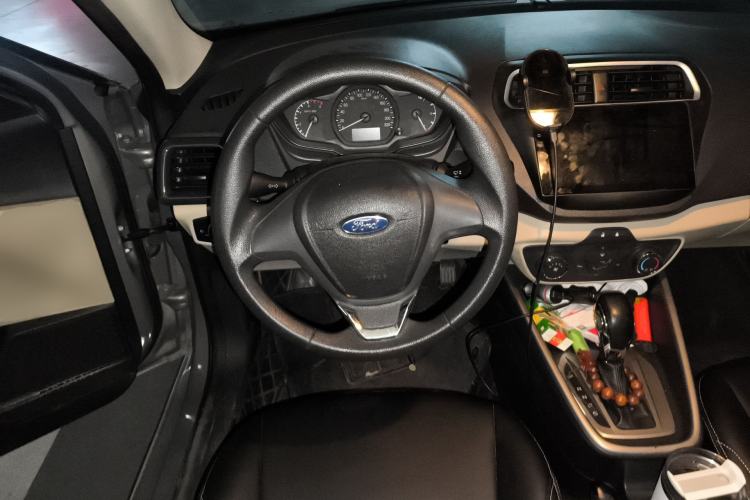 Used Ford Escort 2015 1.5L Automatic Comfort Edition
