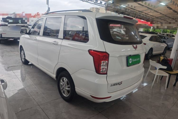 Used Wuling Hongguang 2019 1.5L S Standard Version China VI LAR Exterior 2