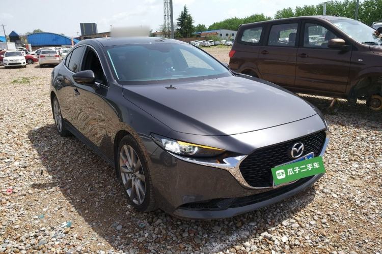 Used Mazda 3 Axela 2021 2.0L Automatic ZhiXuan Edition Front Right 45 Deg