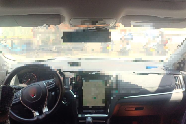 Used Roewe i6 2017 20T Automatic Internet Smart Edition Center Console