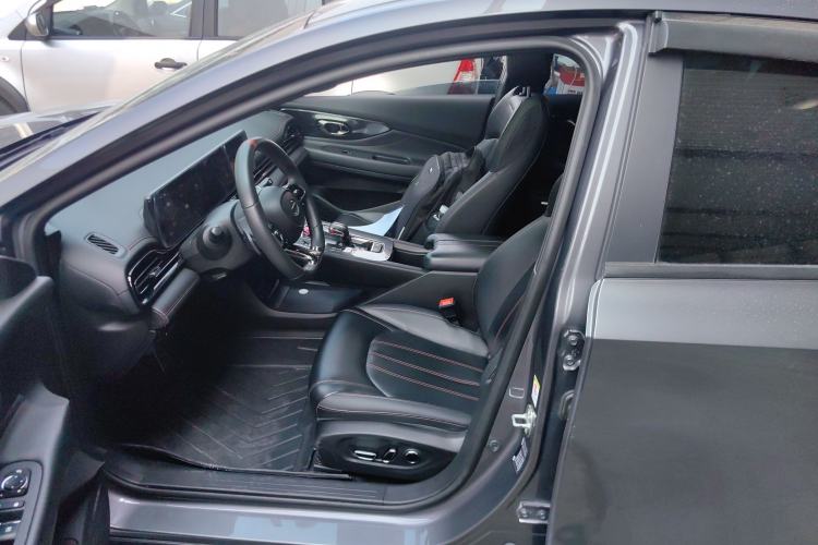 Used GAC Trumpchi EMPOW 2021 270T DCT J16 Version
