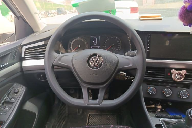 Used Volkswagen Bora 2019 1.5L Manual Fashion Edition Steering Wheel