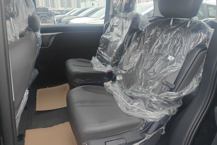 Used SAIC MAXUS Dajia 7 2024 Revised Version Super Hybrid Long-Range Edition Enjoyment Version Left Rear Seat