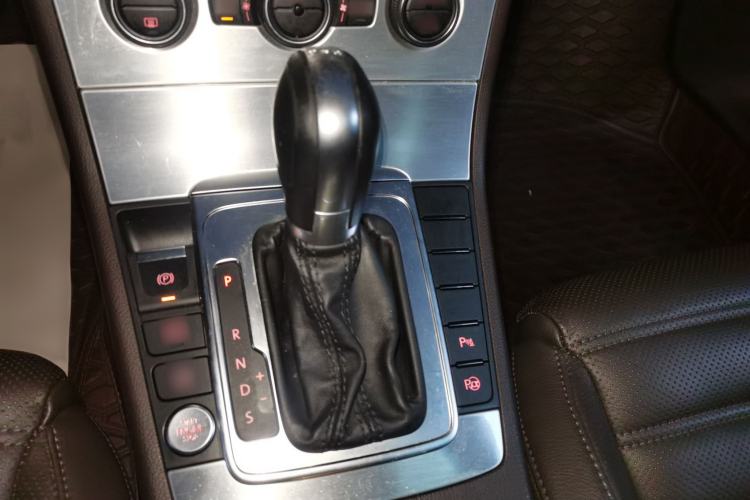 Used Volkswagen FAW-Volkswagen CC 2016 1.8TSI Luxury Model
