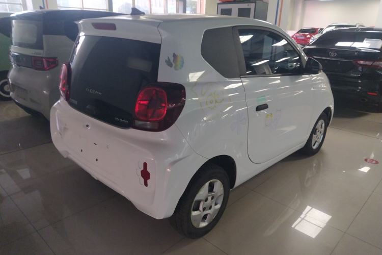 Used Roewe Clever 2021 302 km New Four-Seater Super-Efficient Version