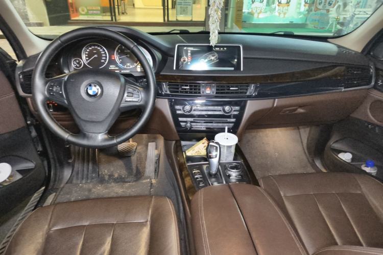 Used BMW X5 2014 xDrive35i Elegant Edition Center Console