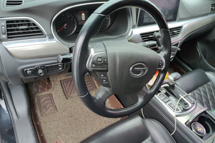 Used GAC Trumpchi GA8 2017 280T Deluxe Edition Steering Wheel