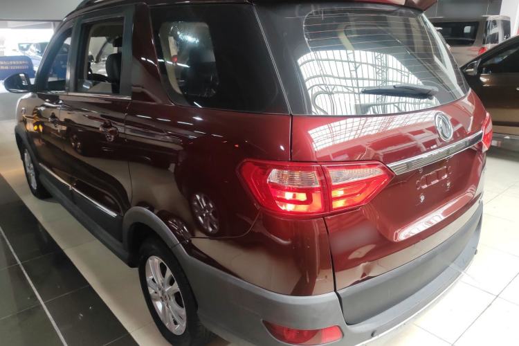 Used Dongfeng Fengon 370 2016 1.5L Manual Luxury 7-Seater
