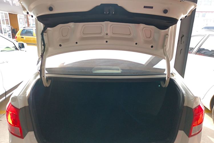 Used Kia K2 2015 Sedan 1.4L Automatic GLS
