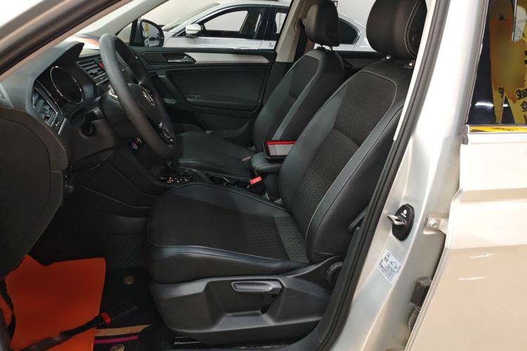 Used Volkswagen Tiguan L 2020 330TSI Automatic Two-Wheel Drive Luxury Edition China VI Standard