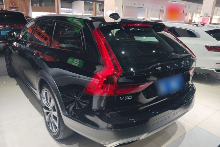 Used Volvo V90 2017 Cross Country T5 AWD Smart Range Edition Rear Left 45 Deg