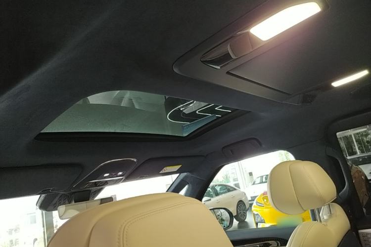 Used Zeekr 009 2024 Six-Seat Executive Version 4WD 108 kWh
